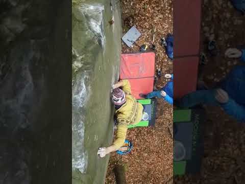 Bouldering Gura Humorului. Planeta pătrată varianta 2