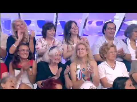 LA DIFFERENZA TRA FAMIGLIE DEL NORD E FAMIGLIE DEL SUD! FANTASTICA!! BARZELLETTA