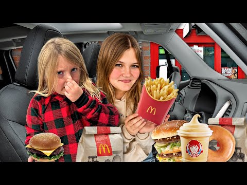 We Had FAST FOOD Employees Choose our FOOD!