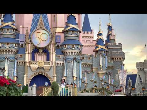 MIRABEL MADRIGAL "ENCANTO" | Disney Adventure Friends VAMOS! Cast Stephanie Beatriz, Olga Merediz HD