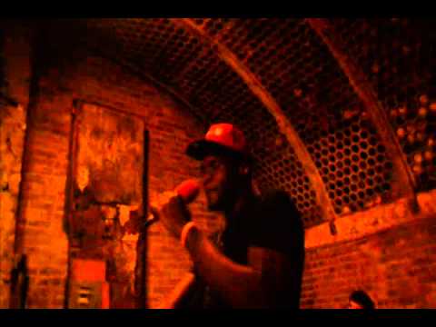 A.R. Stylez peforming @ the yippie