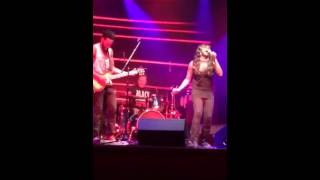 Lachi Hoghline Ballroom 1/27/14 We can fall bugout