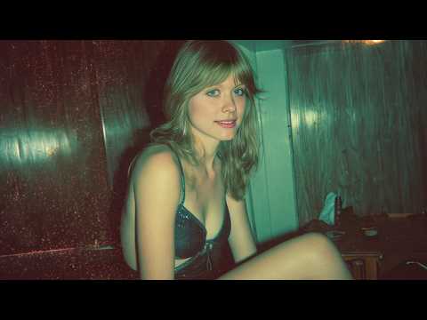 Nancy Wilson (Heart): Untold Truth in Rare Photos