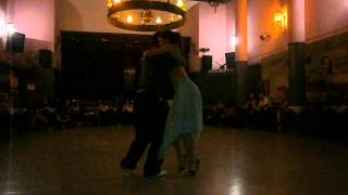 Pablo Rodriguez y Natasha Lewinger en El Motivo Tango. 13/8/12