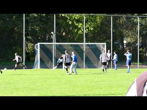 Joey stopt pingel tegen Boshuizen