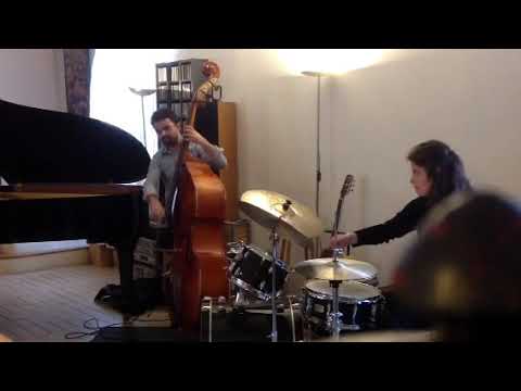 "Chicago (That Toddlin' Town)"