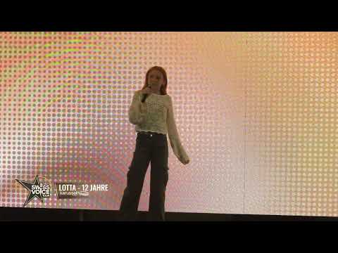 Lotta 12 Jahre - Swiss Voice Tour 2025, Karussell