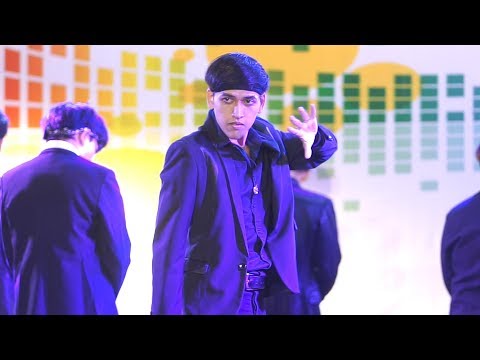 171209 MR.TARN Cover BTS (Joey as J-Hope) - Mic Drop @ The outdoor plaza