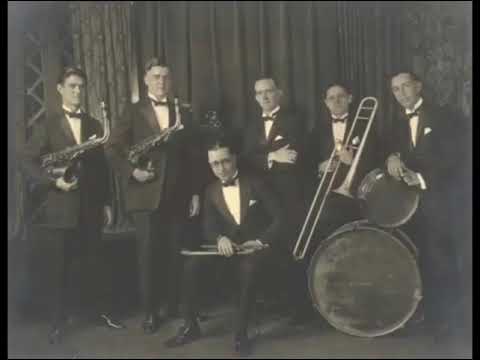 "When My Sugar Walks Down The Street" Johnny DeDroit and his New Orleans Orchestra January 1925