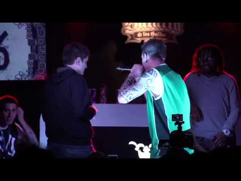 Khan vs Invert - Semifinales - Zaragoza - Red Bull Batalla de los Gallos 2013 (Oficial)
