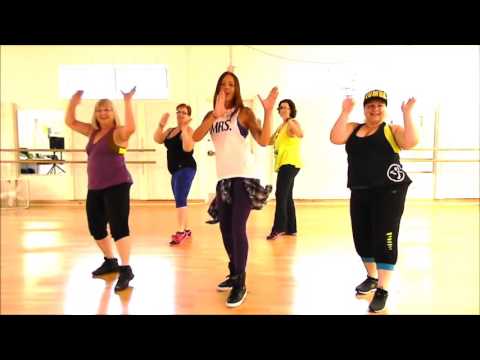 Zumba® with LO - *Hold On We're Going Home / Mambo Remix