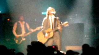 JAMES BLUNT: Breathe