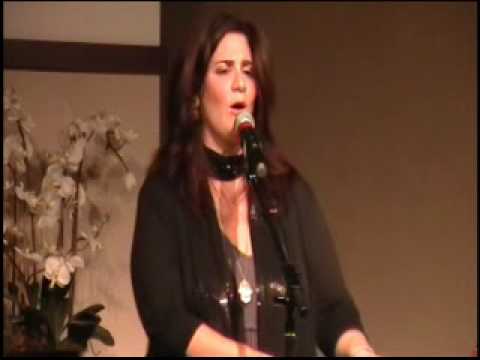 Amy Steinberg sings 'I Allow' at Mystic Note Cafe, CSL Dallas
