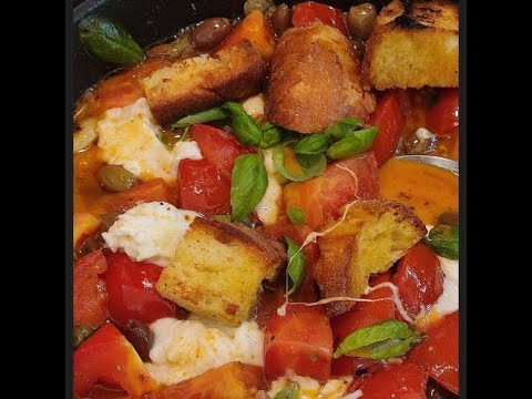 Pane e Pomodoro piatto povero ma non troppo