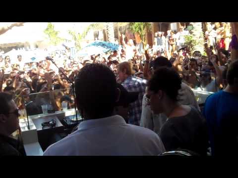 Avicii - We Are Your Friends ( justice vs simian)