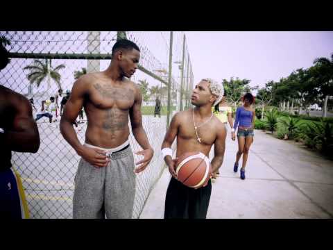 K-pinha feat Hochi fu  & Ksuno " So hot"