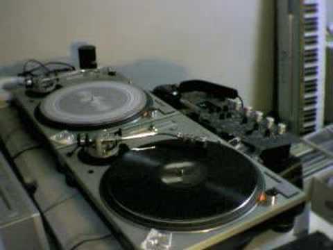 Stephanie Cooke - Holding On To Your Love