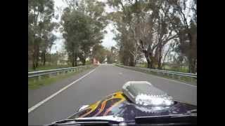preview picture of video '1934 Chevy Hot Rod run through Tocumwal bends.'