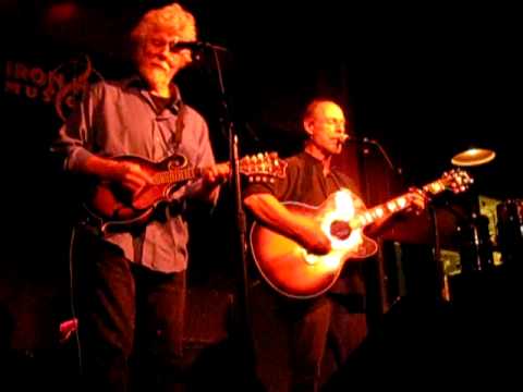 Paul Barrere & Fred Tackett -- Acoustic Little Feat doing Willin'