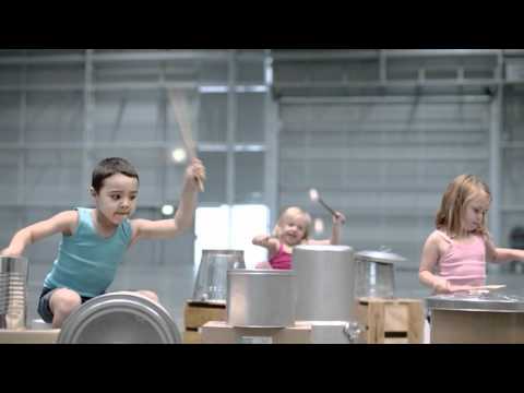 Bonds 12 Days Christmas Ad - 12 Drummers Drumming