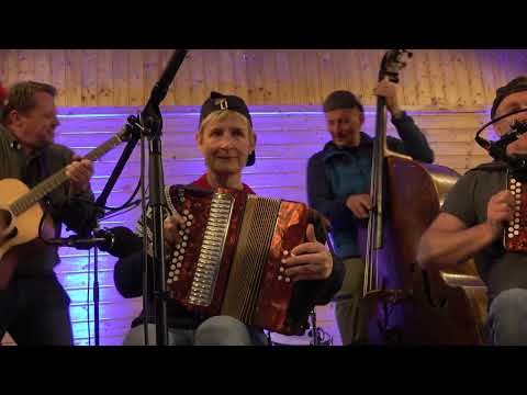 Hallingladden - På vei til Stryn (Egil Haugerud)