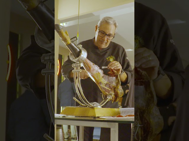 Vídeo relacionado con Valencia CF | Pijama Verano Navy Royal Unisex Producto Oficial Talla XL