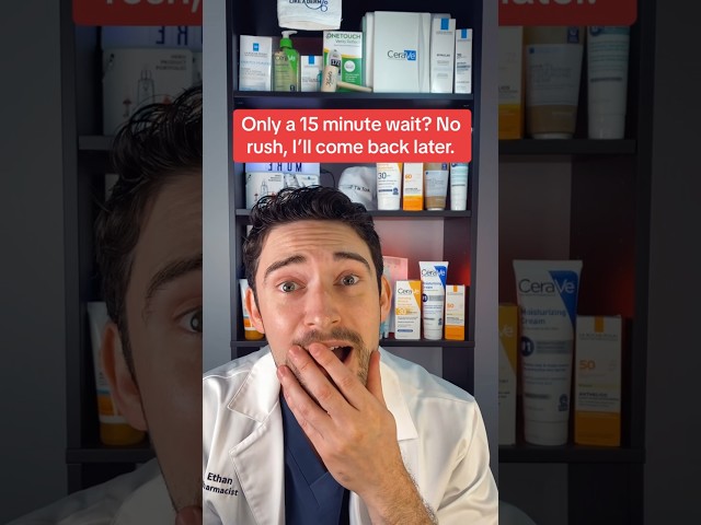 Vídeo relacionado con Pharmacy Clerk Job Title - Funny Pharmacy Worker Employee Camiseta
