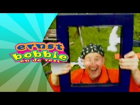 Liedjes met Ernst en Bobbie - We Bouwen Een Hele Nieuwe Schuur