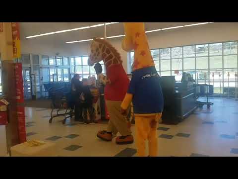 Toys R' Us:The LAST 10 minutes **SAD** 😓😓✌️😫