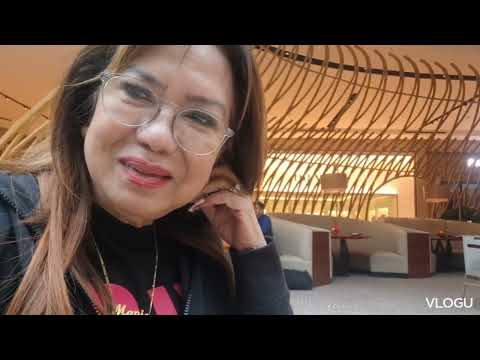 Brunch at OASIS GADEN CAFE, Solaire