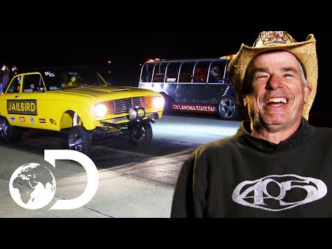 AZN and Farmtruck Take On Four Opponents In The Gonorail | Street Outlaws
