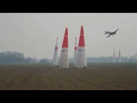 Red Bull Air Race 2014 challenger class training