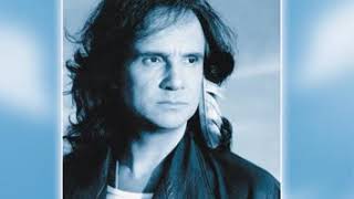 (Roberto Carlos) Me has hechado al olvido