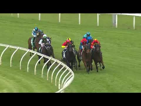 Sharp 'N' Smart wins the Gloaming Stakes