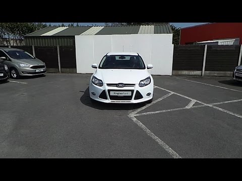 132D11189 - 2013 Ford Focus 1.6TDCI 95PS M6 ZETEC 4DR 15,995