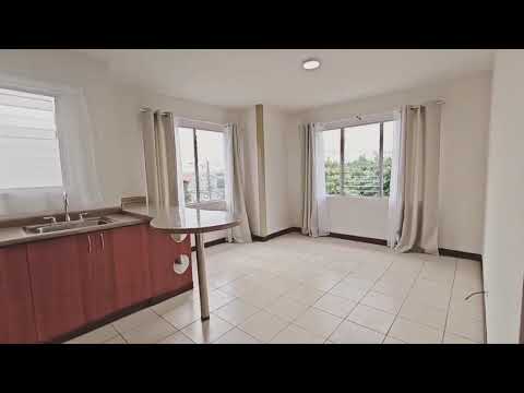 Se alquila apartamento en Rohrmoser, La Geroma.