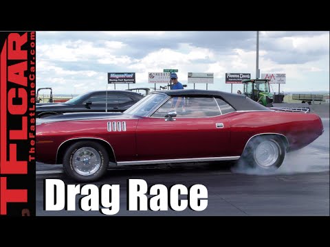 Hellcat vs 'Cuda Drag Race in TFL4K & 60 FPS: Ultimate Old vs New Mopar Mashup