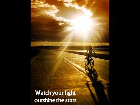 download lagu mp3 mp4 Hold You Up Matthew West, download lagu Hold You Up Matthew West gratis, unduh video klip Hold You Up Matthew West