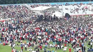 Download lagu Via vallen feat new monata selow di gor sidoarjo mp3