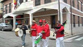 preview picture of video 'Pasacalles. Fiestas del Verano 2012 en Castrillo de Don Juan KDDJ. La charanga de Castrillo'