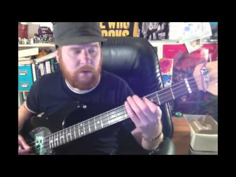 Pick Muting :  A Bass Lesson Everyday # 172