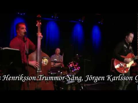 Yellow cats spelar Tennesse Zip