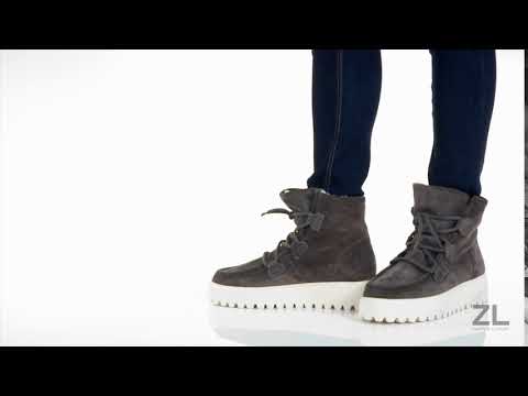 download lagu mp3 mp4 Kennel Und Schmenger Boots, download lagu Kennel Und Schmenger Boots gratis, unduh video klip Kennel Und Schmenger Boots