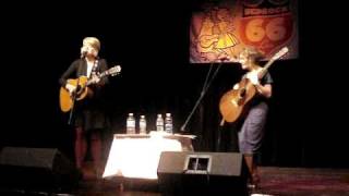 Kim Richey &amp; Sally Barris - Straight as the Crow Flies