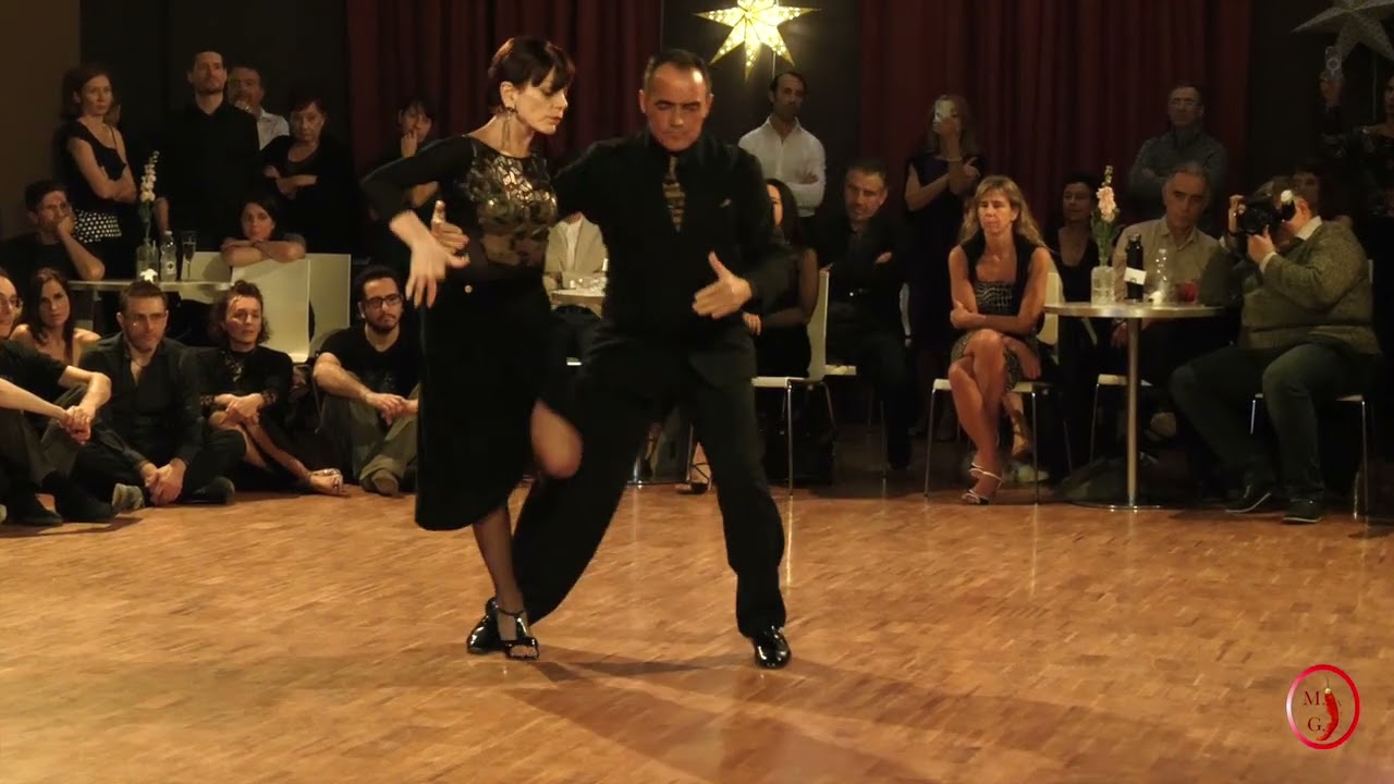 Video thumbnail for ESTEBAN MORENO & CLAUDIA CODEGA .....