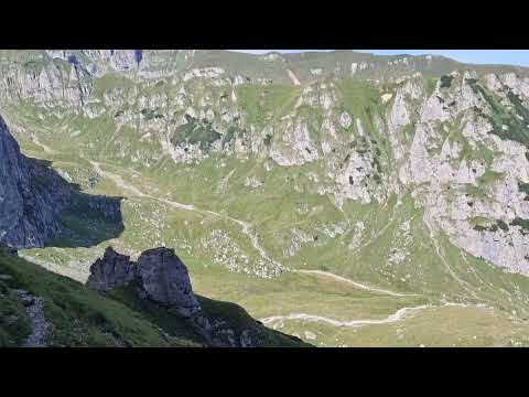 Pe Brâna caprelor către creasta Bucșoiului din Bucegi