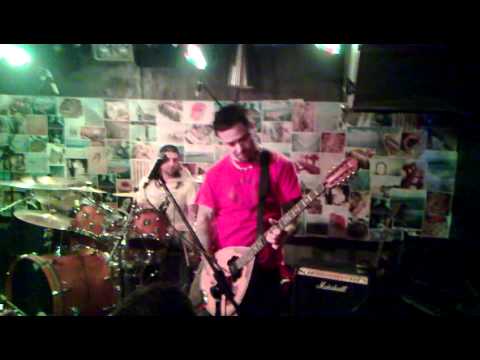 THE POMORIANS - Obicham - Live @ Stroeja, Sofia - February 2011