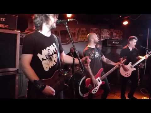 Torche - Charge of the Brown Recluse → Barrier Hammer (Houston 05.12.16) HD