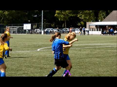 College Soccer Studiebeurs Overboarder - Yaella Gerrand