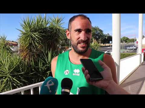 T22/23 - LEB Oro- Reconocimientos médicos en el Hospital QuirónSalud Cáceres